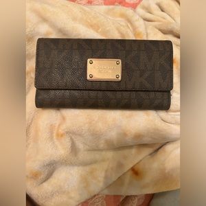 Michael Kors Jet Set MK Signature Monogram Brown Checkbook Wallet
